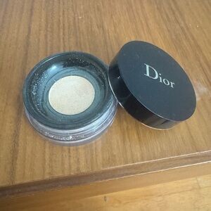 Dior forever & Ever Control - 001